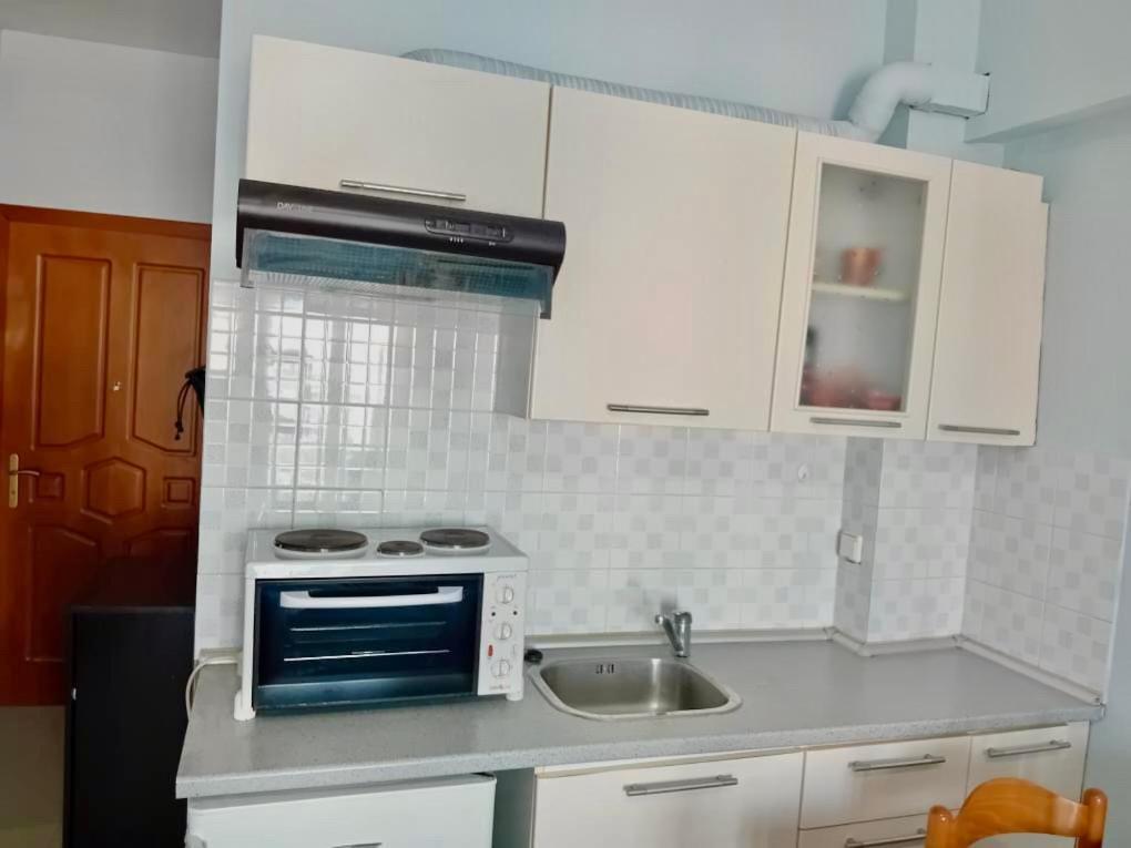 קומוטיני Scenario Studios מראה חיצוני תמונה